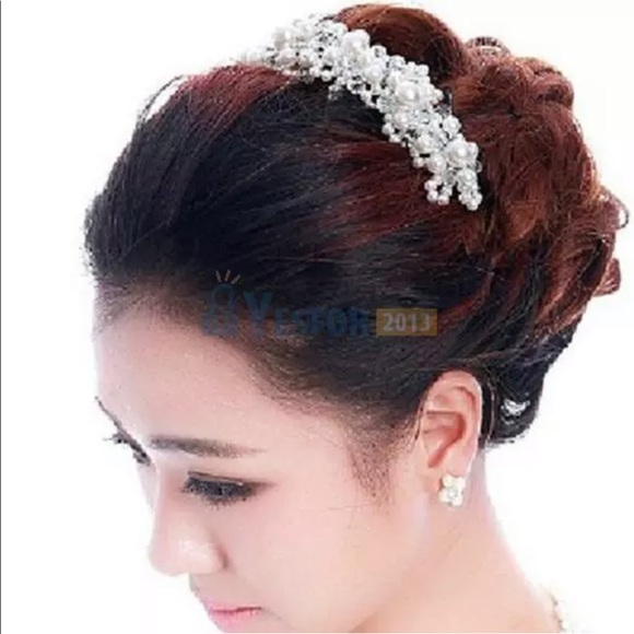 NWT Beautiful pearl hair piece - Picture 3 of 8